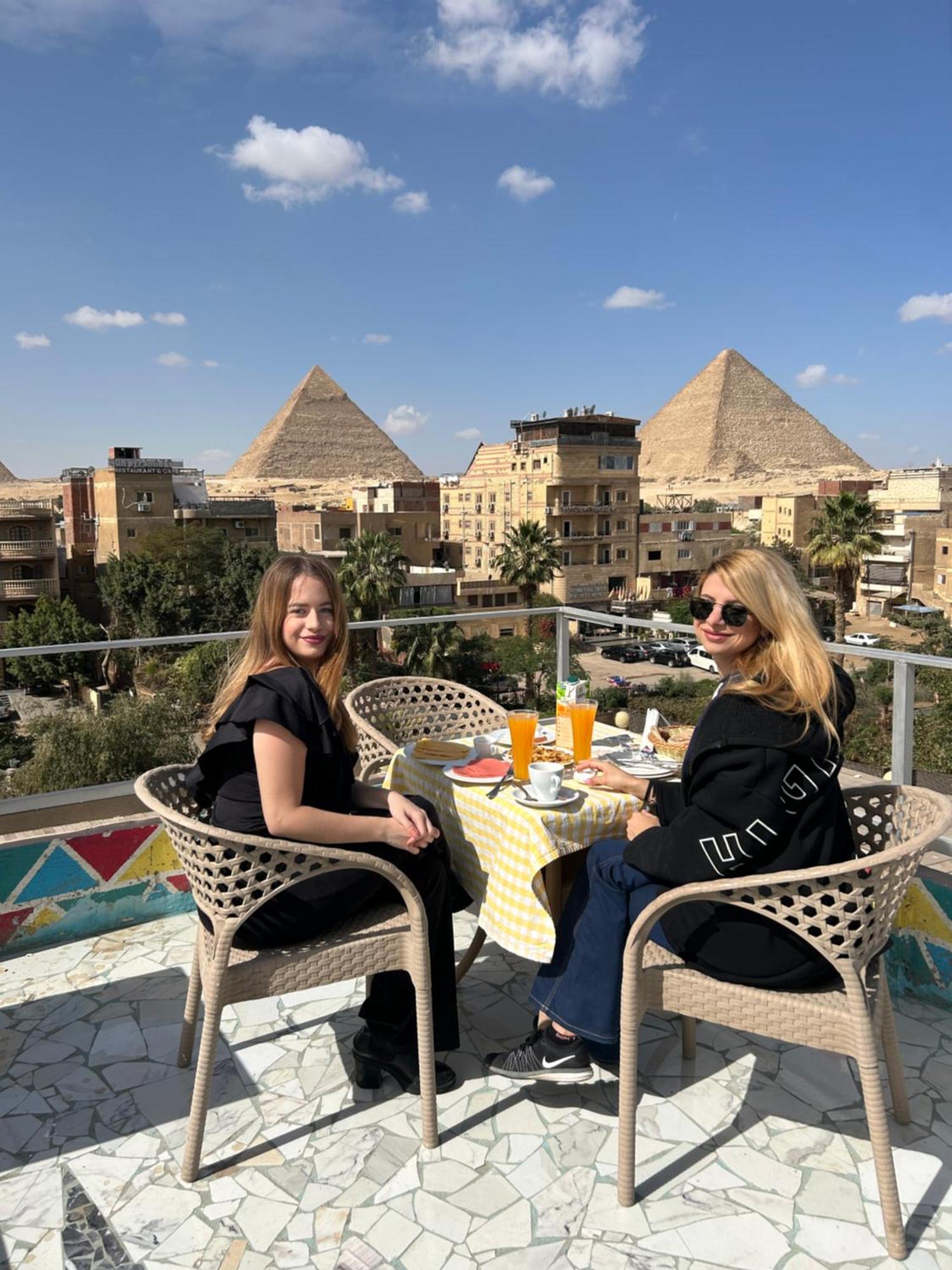 Matto Pyramids Inn Kafret el-Gabal Eksteriør billede